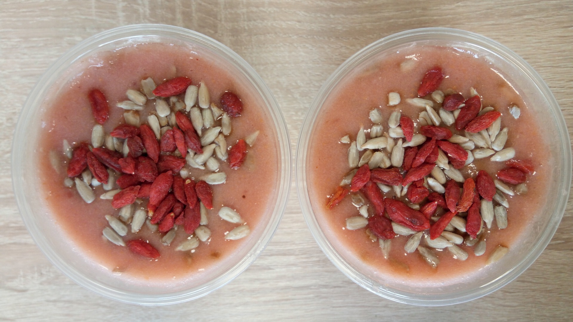 SMOOTHIE s goji a slnečnicou